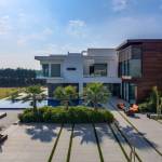 Farmhouse in Noida